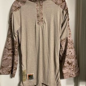 NWOT MARINE FROG shirt